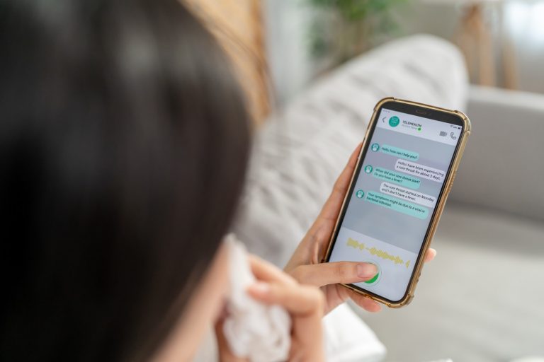 WhatsApp is about to ruin your group chats with this AI feature